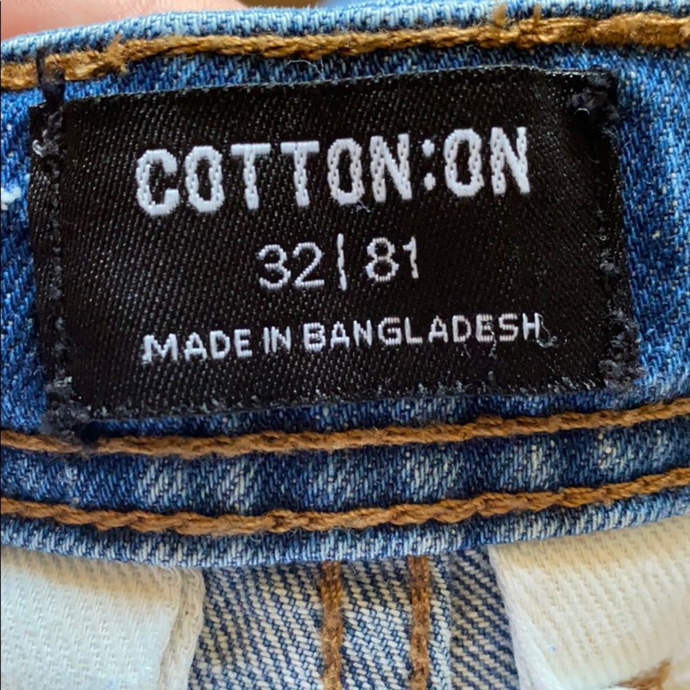 Medium Wash Skinny Jeans - Picture 4 of 5